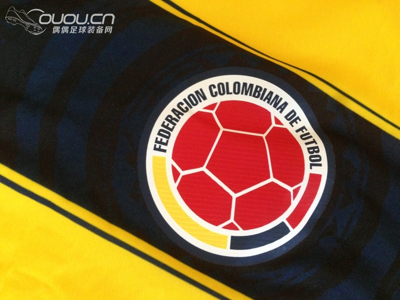 哥伦比亚世界杯主场盒装球员版