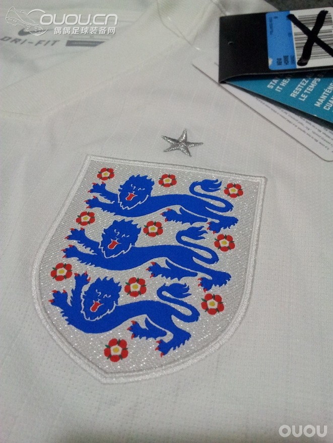 今天淘到宝了,14世界杯英格兰主场球员版样品