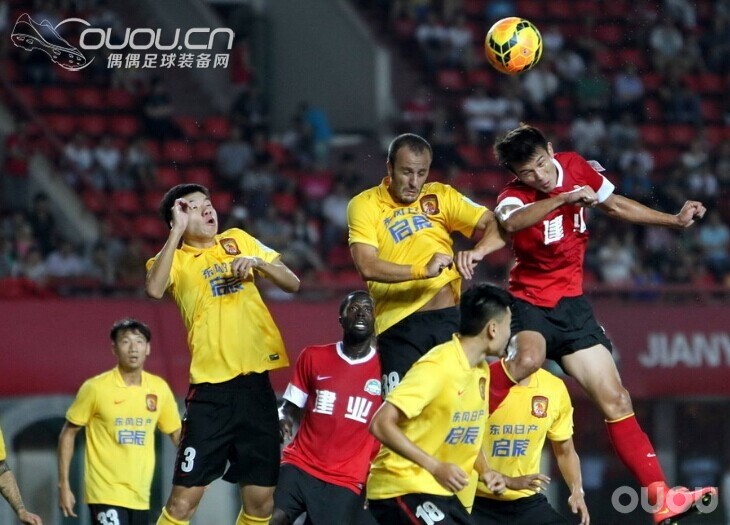 激动来一发~建业肖智,帅气!