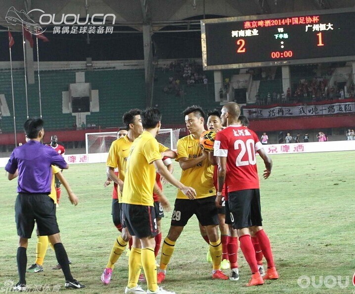 激动来一发~建业肖智,帅气!