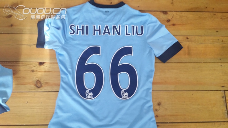 首发世界杯配色毒蜂顶级fg+曼城1415赛季球员版+1314赛季足总杯球