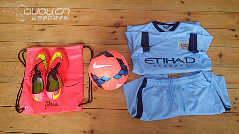 首发世界杯配色毒蜂顶级fg+曼城1415赛季球员版+1314赛季足总杯球