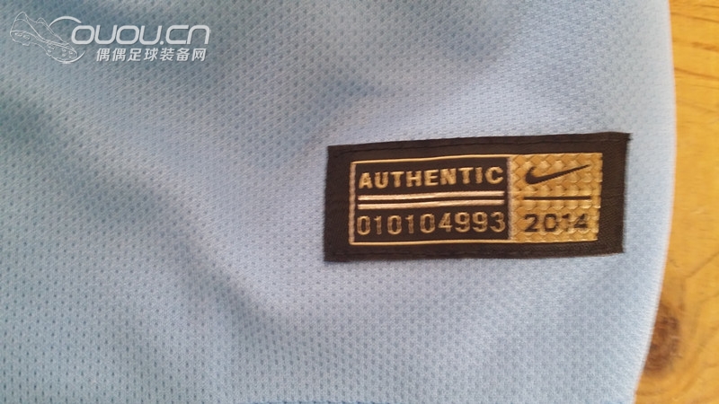 首发世界杯配色毒蜂顶级fg+曼城1415赛季球员版+1314赛季足总杯球