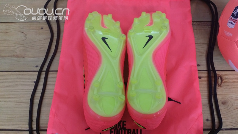 首发世界杯配色毒蜂顶级fg+曼城1415赛季球员版+1314赛季足总杯球