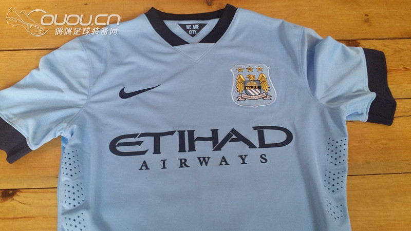 首发世界杯配色毒蜂顶级fg+曼城1415赛季球员版+1314赛季足总杯球