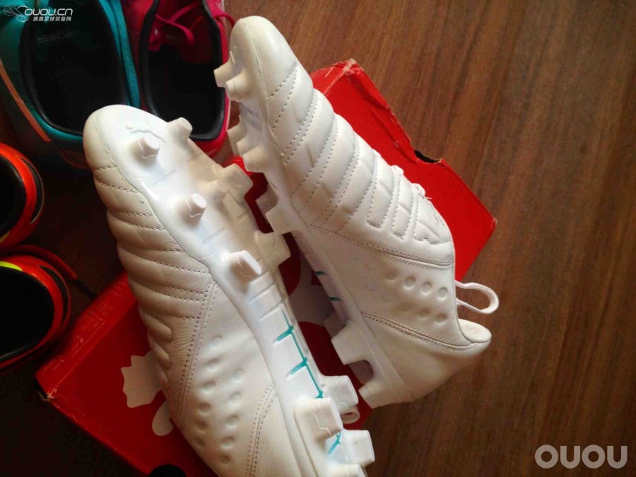 皮版Evopower 1 fg 实拍,还有两双Hg 1 坐陪~