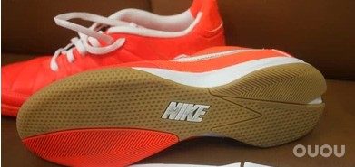 IC上人草会滑吗?