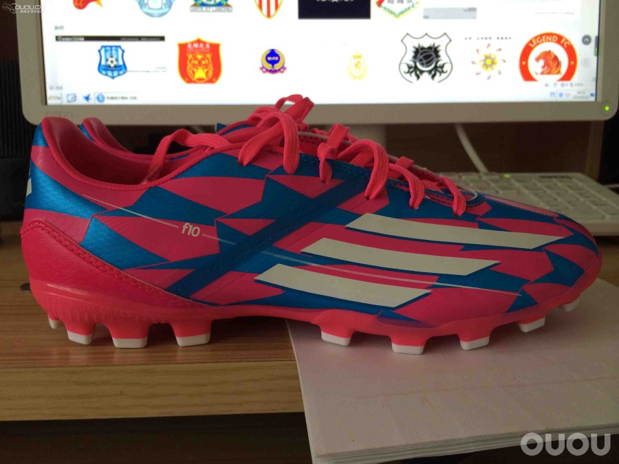 请大家帮忙看下这双鞋是不是正品