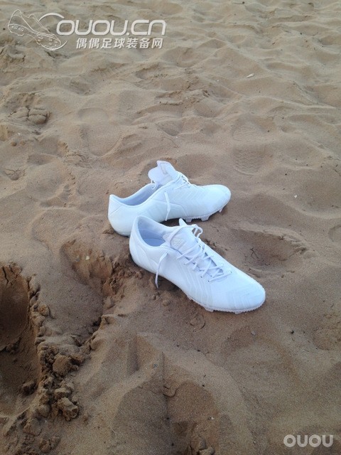 Instinct 纯白 首发