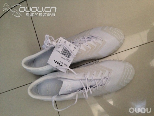 Instinct 纯白 首发