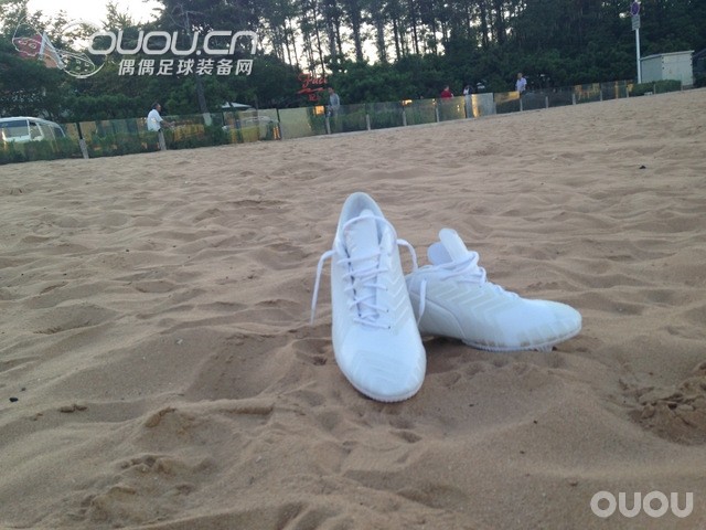 Instinct 纯白 首发