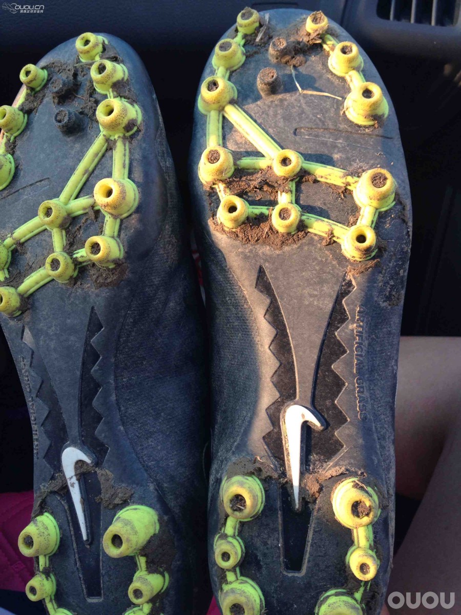 踢完一场后的总结:MERCURIAL VICTORY V AG 刺客10低端