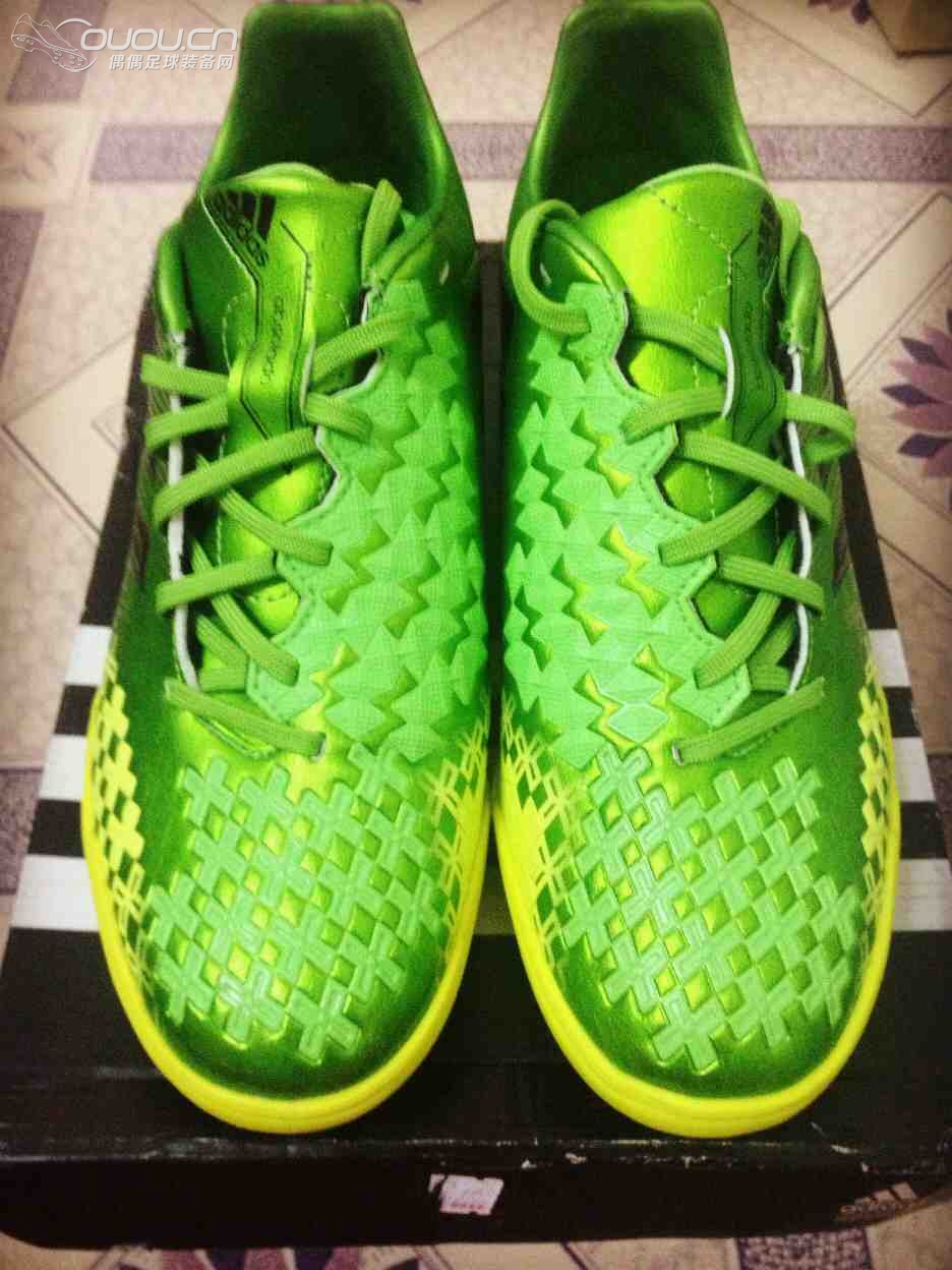 第一双TF,猎鹰13中端TF