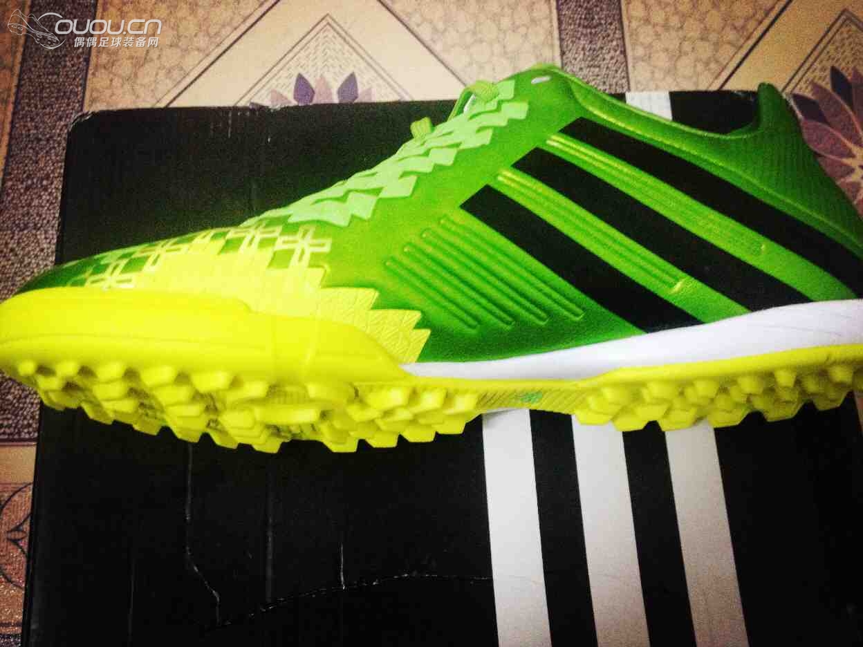 第一双TF,猎鹰13中端TF