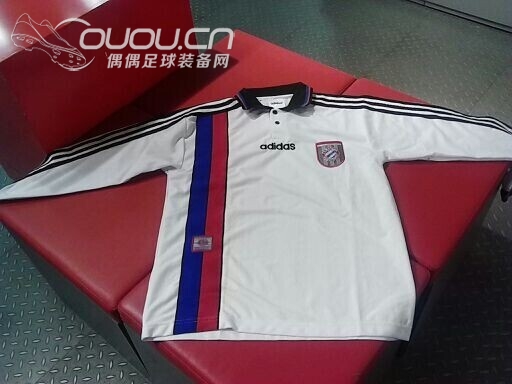 拜仁慕尼黑球衣