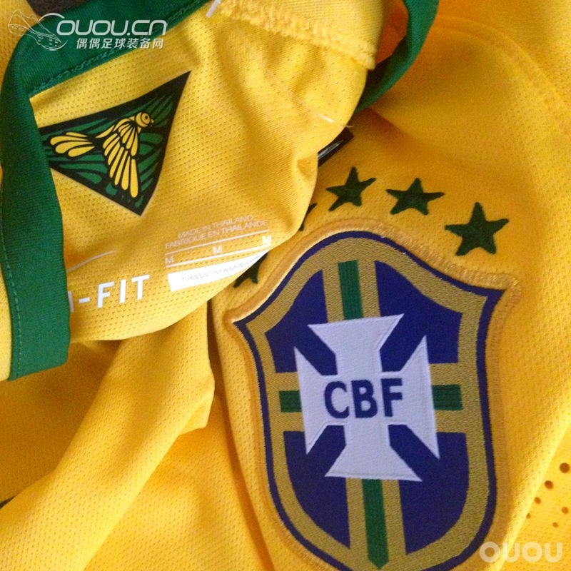 入手世界杯 巴西队主场球衣球员版 附真人兽