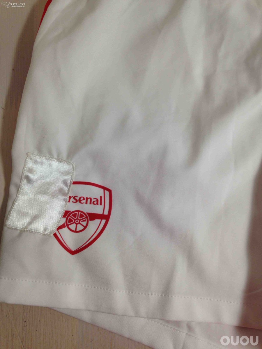 阿森纳11-12赛季球裤问题