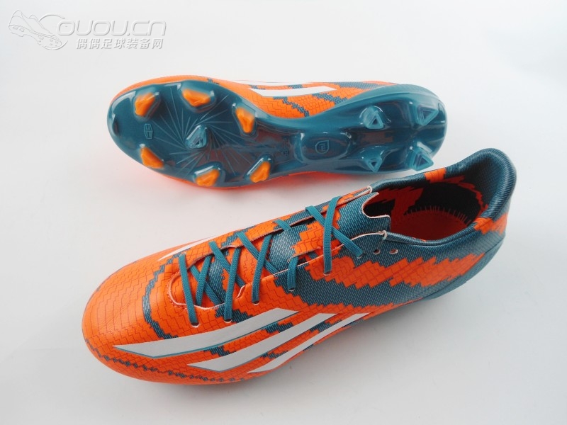 阿迪达斯2015梅西专属顶级3版本 实物赏析