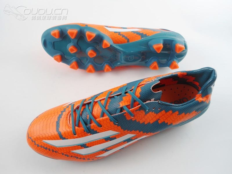 阿迪达斯2015梅西专属顶级3版本 实物赏析