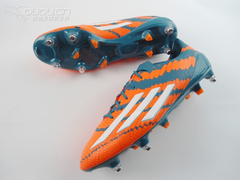 阿迪达斯2015梅西专属顶级3版本 实物赏析