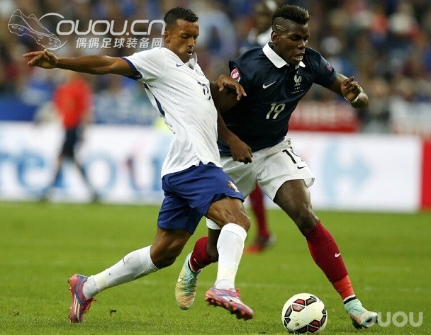 博格巴穿回nike 而且是鬼牌