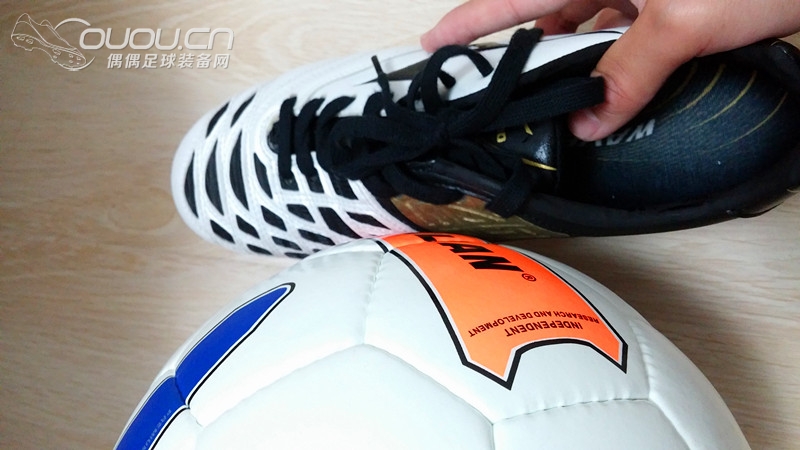 威廉足球二批评测——静态评测(之后会有实战评测)