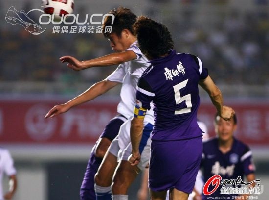 这玩意收藏有价值没(李玮峰签名球衣)