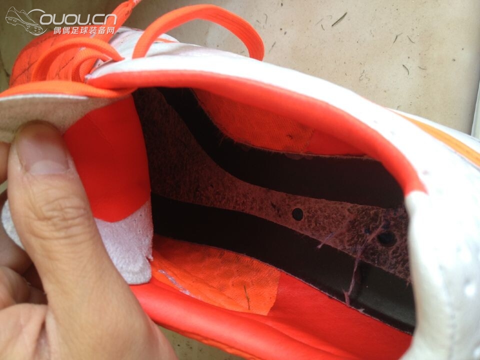 传奇五顶级FG红白配色雨战评测和对人草的经验