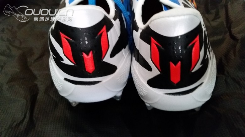 adizero f50 梅西大大~~