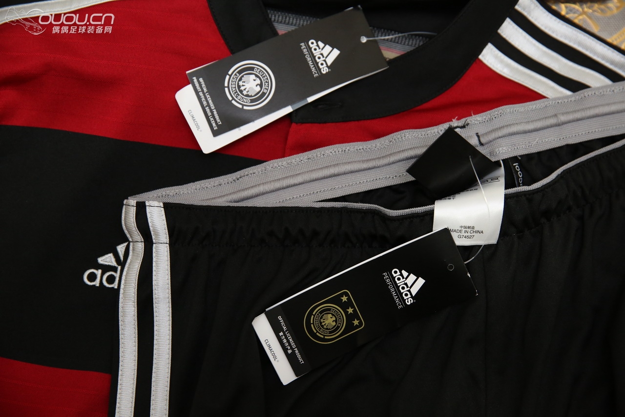 (已补充细节图)请大家帮忙鉴定此条短裤的真伪