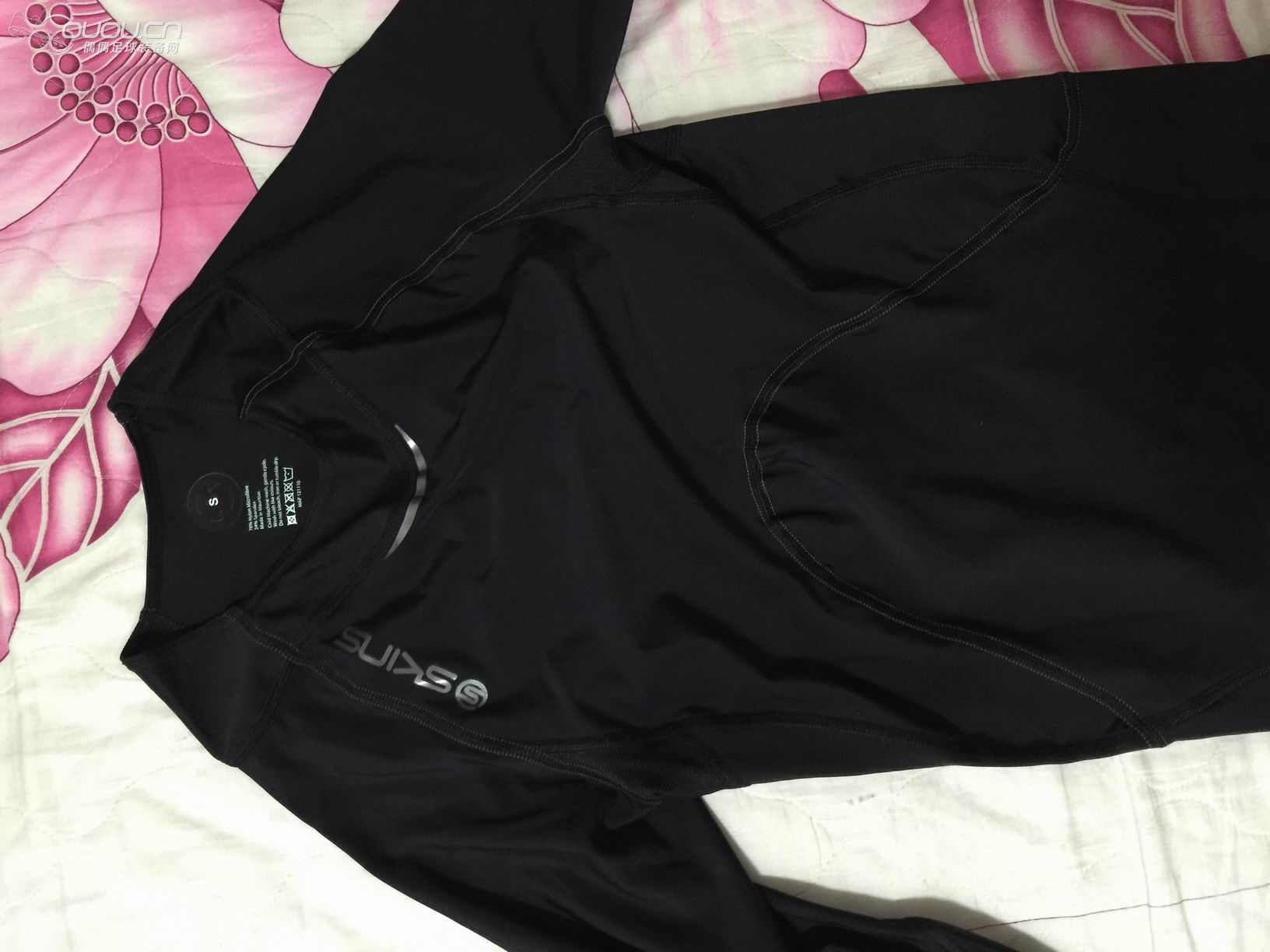 skins A400紧身衣 论坛各位大神帮忙鉴别一下真伪