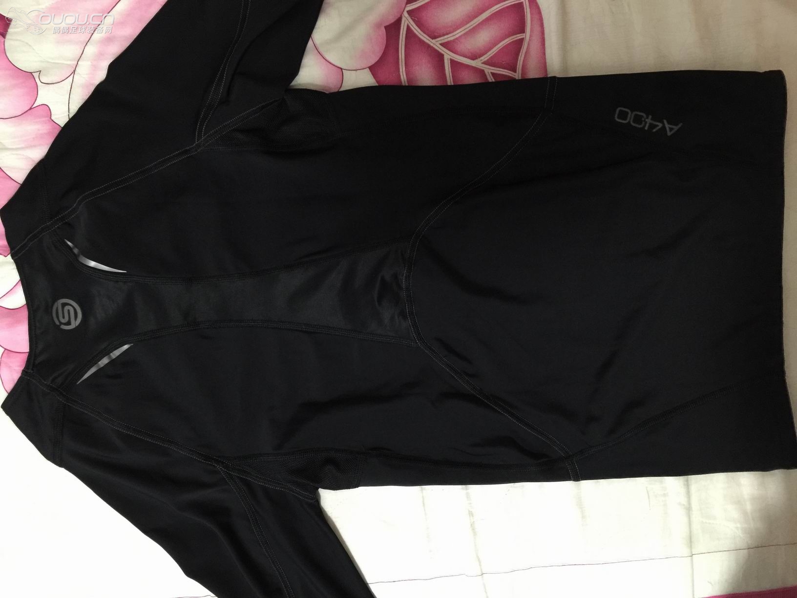 skins A400紧身衣 论坛各位大神帮忙鉴别一下真伪