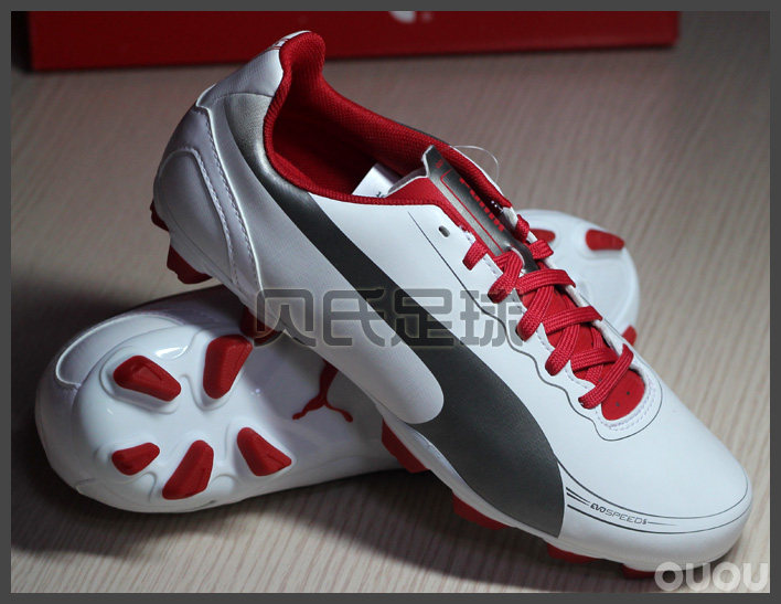 最后几双 puma儿童足球鞋 158元抢购