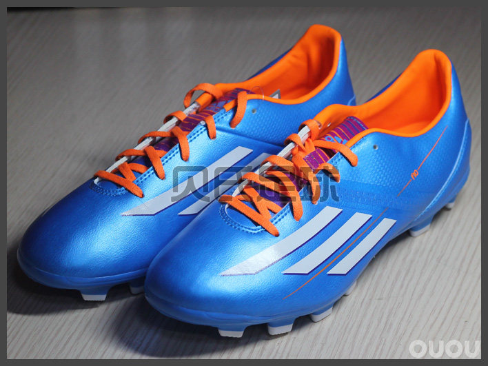 终极促销 蓝色 阿迪 f10 288元!