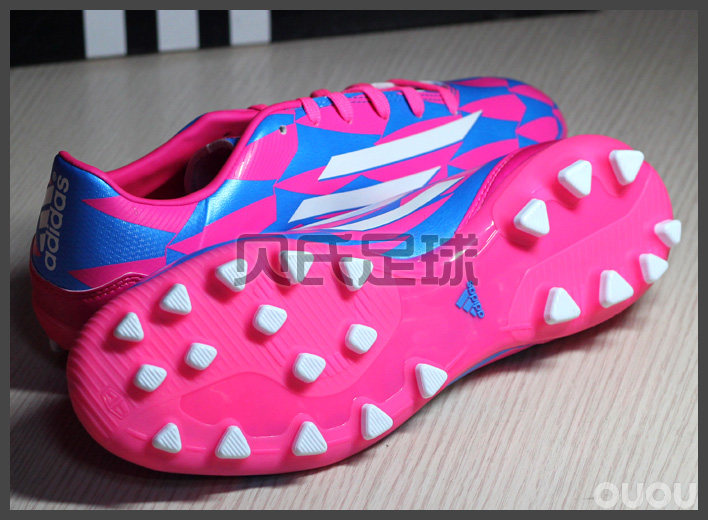 阿迪 F10 中端足球鞋 欧冠配色 499元