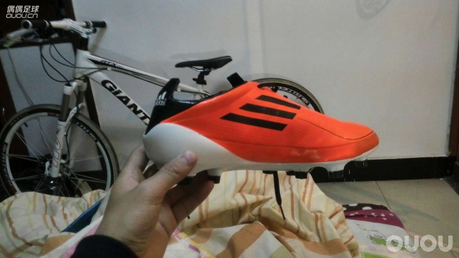 我买的这双F50厂货 顶级 是不是 假的啊