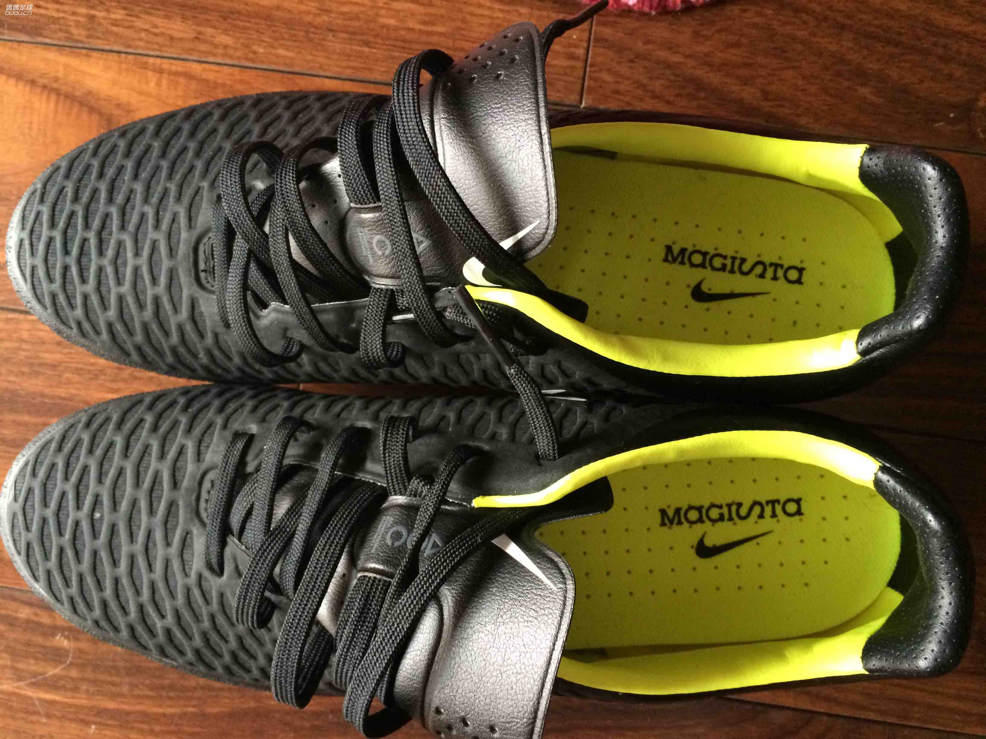 各位大神小弟这双是顶级鬼牌吗?