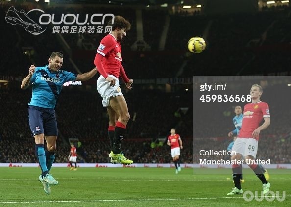 费来尼又穿回勇士了