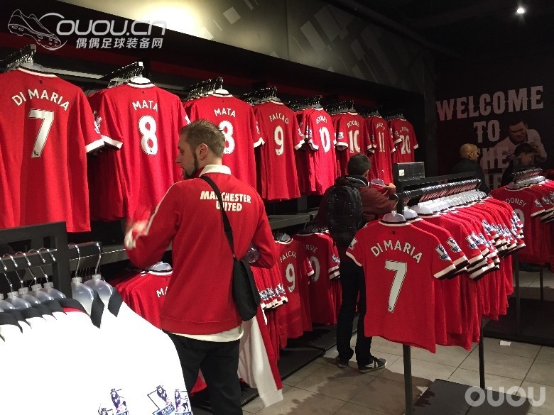 最近收的一些装备