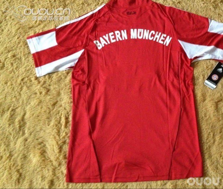 ❤求鉴定,这家店的球衣正么?才99.。。