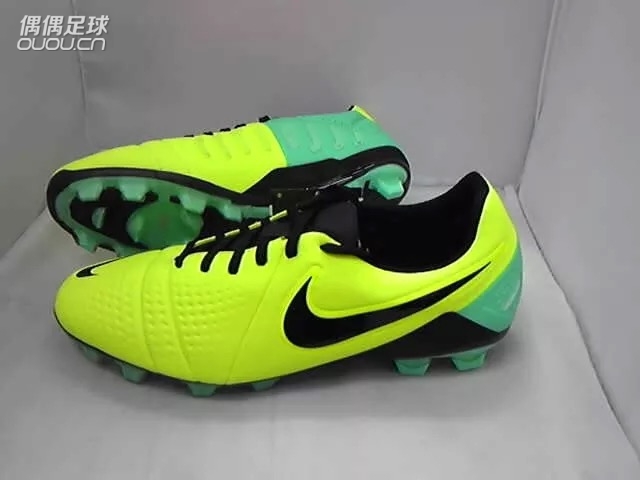 求帮忙选择CTR360 M级配色