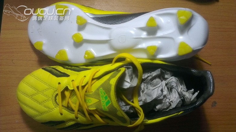 求各位大神帮忙鉴定顶级F50iii皮版FG真假谢谢。