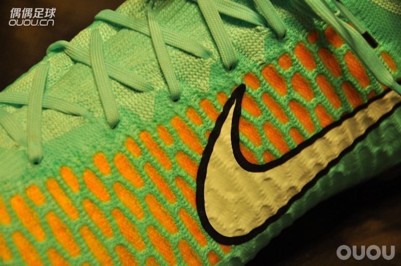 Magista 糖果蓝 测评!新赛季,新战靴!!