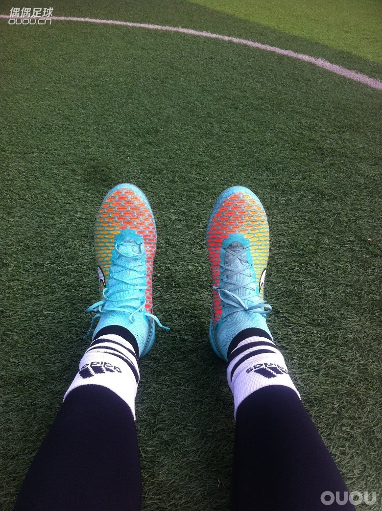 Magista 糖果蓝 测评!新赛季,新战靴!!