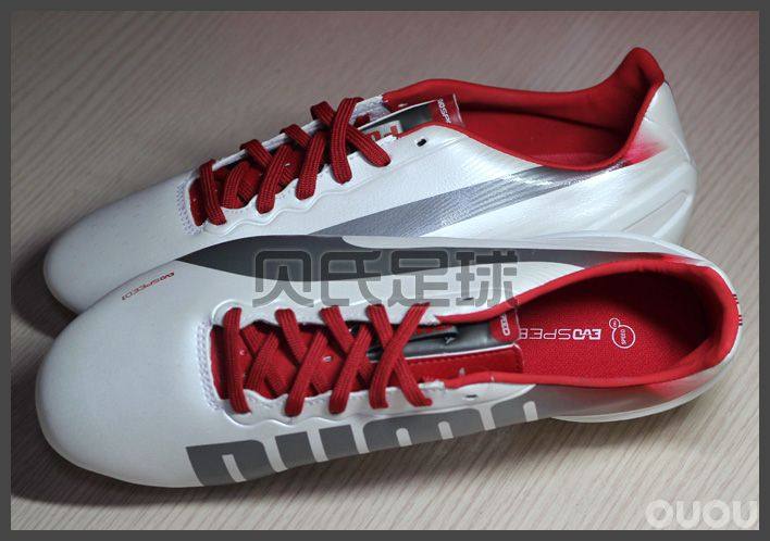 次顶级 puma 白色足球鞋 限量!偶偶专享价300包邮!