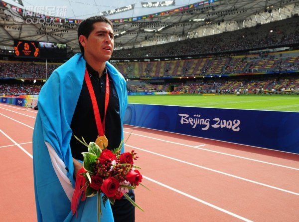 用足球鞋记录传奇:再见足坛最后一位古典前腰