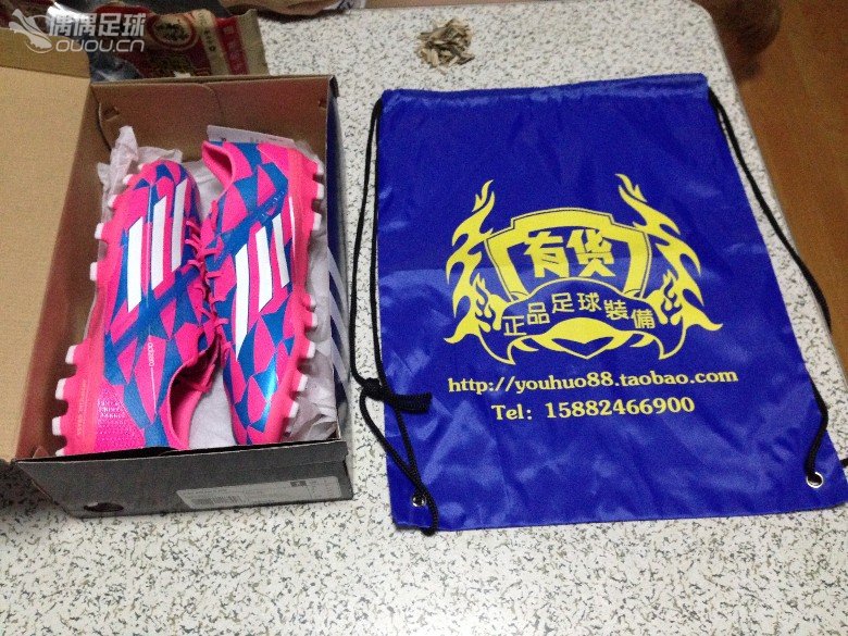 个人最喜欢的F50配色–【欧冠草莓配色】