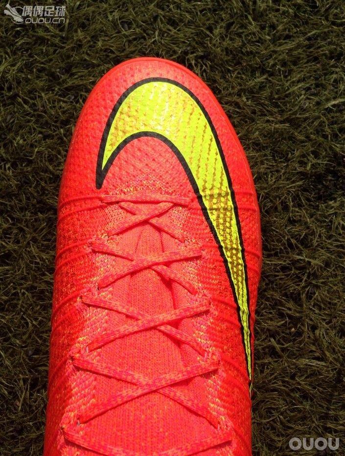 昨天下午把限量首发红配色的Elastico Superfly IC下地实战了,感觉不错~~