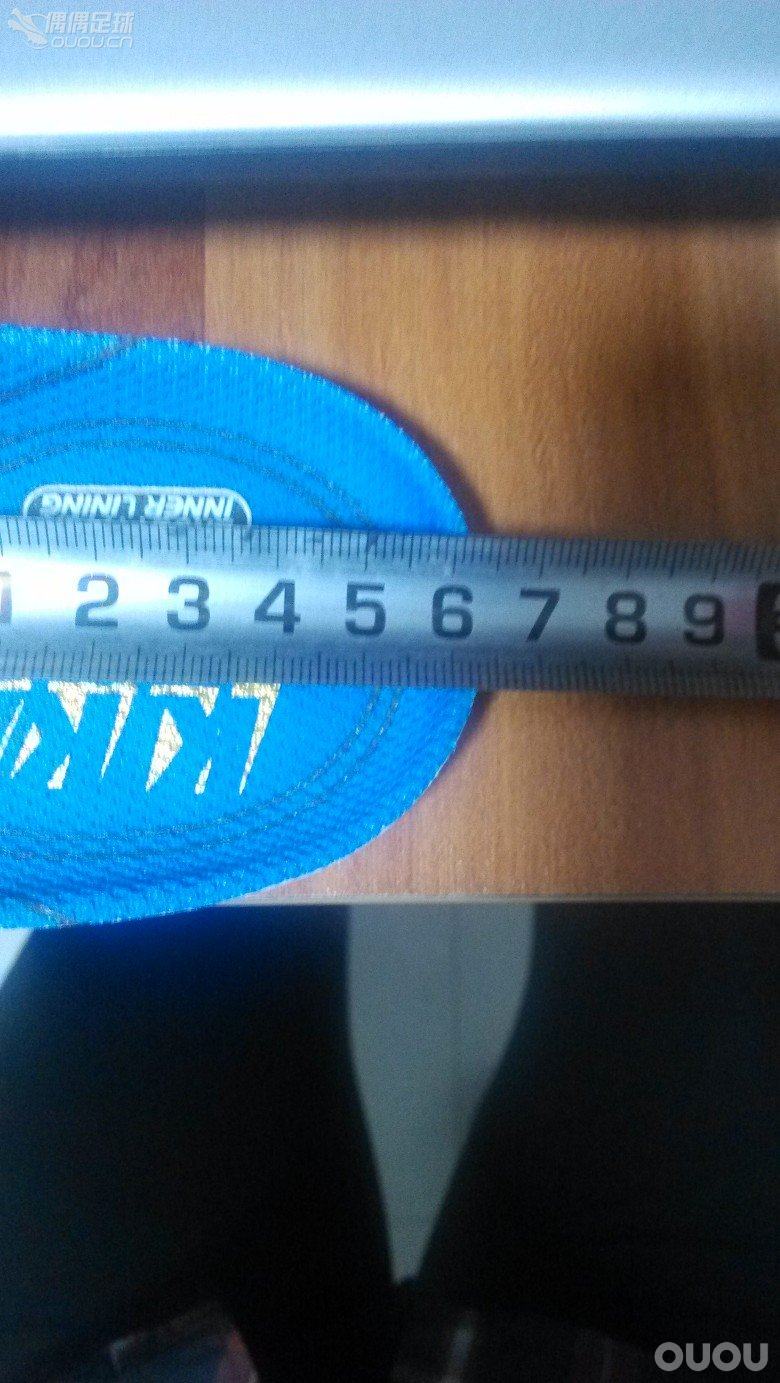 购得韩国kika足球鞋( R7 TANK KC)一双 ,尚未实战,请大家品鉴