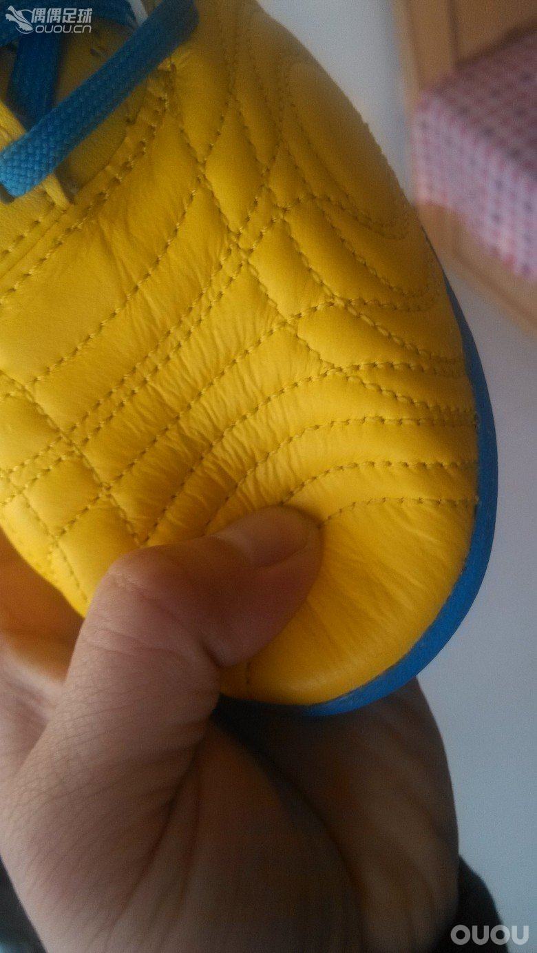 购得韩国kika足球鞋( R7 TANK KC)一双 ,尚未实战,请大家品鉴